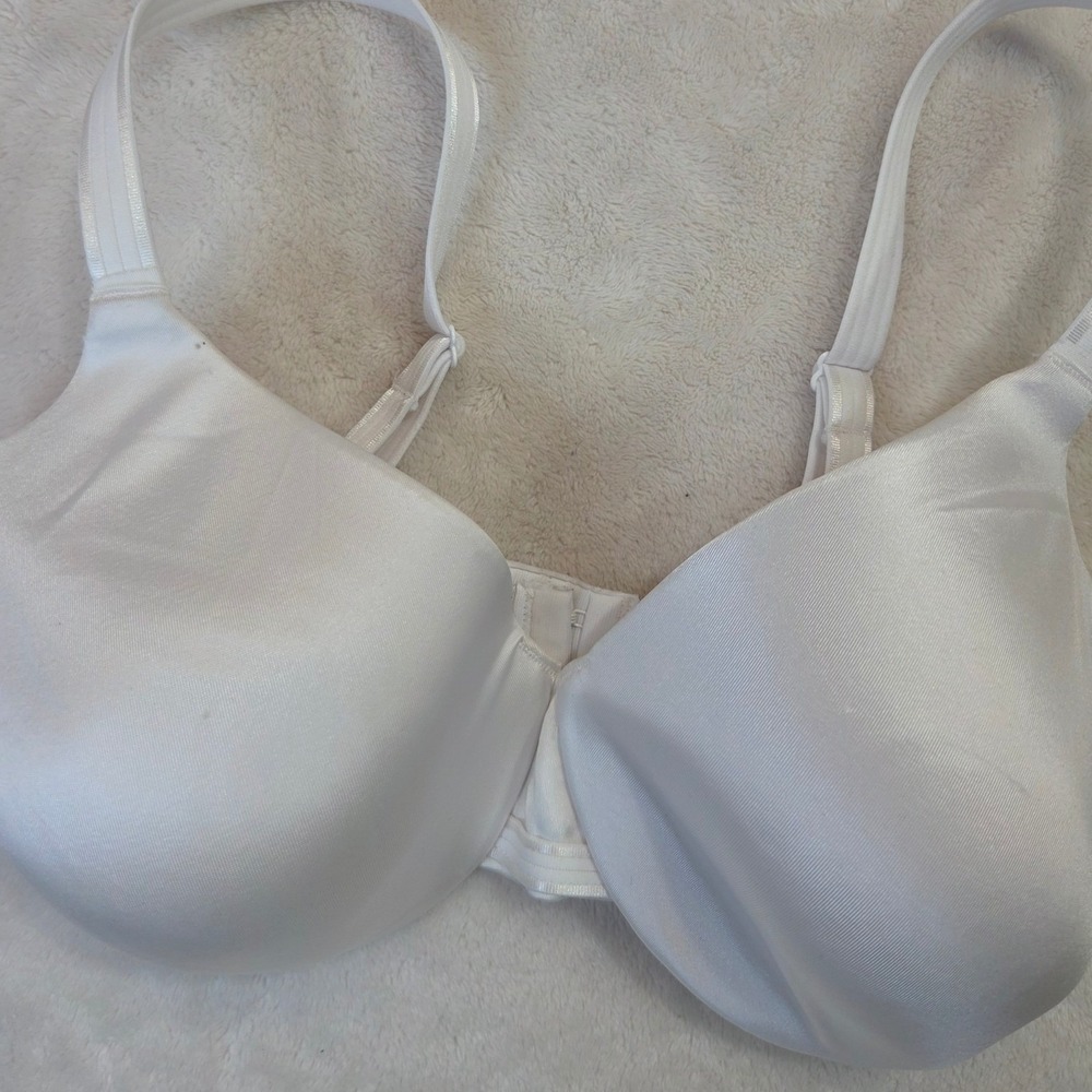 Bali Full Coverage Bra Women 34DD White Good Underwire Seamless 3W11/3B11